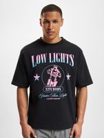 Camiseta negra "Más rápido que la luz" de Low Lights Studios