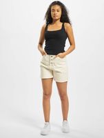 Missguided Kurze Shorts mit Knopfleiste in Weiß