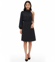 Robe élégante asymétrique pour femme en satin brillant, mini-robe, robe en satin 919324, noire