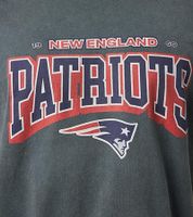 RE:COVERED X NFL Camiseta de los New England Patriots para hombre con varios estampados, algodón, blanco, azul, gris y multicolor