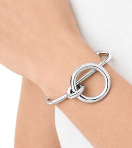 Elegante brazalete Calvin Klein Open Clinc para mujer en acero inoxidable, talla XS, KJ9PMF0001, plateado