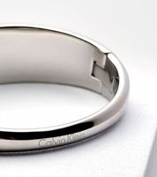 Brazalete Calvin Klein para mujer con piedra ovalada, pulsera de acero inoxidable, KJ3Q en plata/blanco o plata/azul