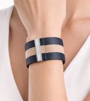 Pulsera Calvin Klein de cuero genuino para mujer con una franja ancha en contraste. Talla XS (15 cm) KJ9K en negro, azul marino, rojo o antracita.
