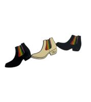 3er Pack Calvin Klein Unisex Anstecknadeln im Boots-Design Edelstahl-Pins-Up Emaille-Broschen KJJNDH300 Schwarz, Orange, Beige, Rot, Braun, Blau