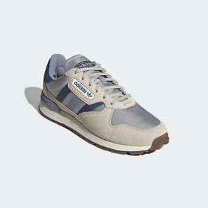 Zapatillas deportivas modernas Adidas para hombre, color beige.