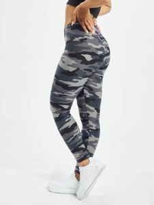 comfortable URBAN CLASSICS women's trousers stretch 170 g/m² camouflage