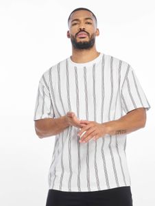 Comfortable Urban Classics men's oversized T-shirt, 220 g/m², cotton, white