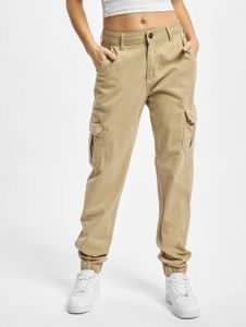 Cómodos vaqueros elásticos Urban Classics para mujer con bolsillos con cremallera, de algodón, color beige.