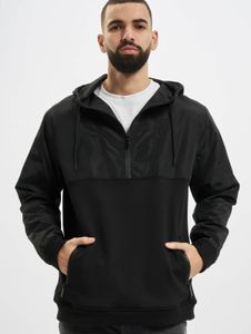 Sweat à capuche homme Soft Urban Classics, noir, avec cordon de serrage et poches, 300 g/m² coton.