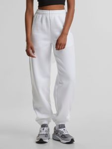 Pantalones modernos de mujer URBAN CLASSICS de 330 g/m² con algodón, color blanco.