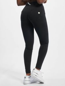 Comodi jeans skinny elasticizzati da donna Freddy in cotone, neri