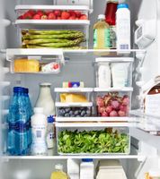 Rotho CAUMA Refrigerator Organizer 4.65 Liters – Stackable Freshness Box with Lid (9554603) – Transparent/White