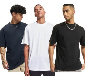 Sporty URBAN CLASSICS Men's Oversized T-Shirt (180 g/m² Cotton) – Casual Style in White, Blue, or Black