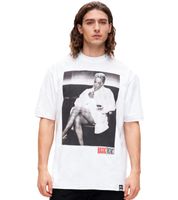 Camiseta de hombre RE:COVERED X Studio Canal o Hammer con estampado de EVIL DEAD 2, La Momia o Instinto Básico. Camiseta de algodón con cuello redondo y estampado grande, color blanco.