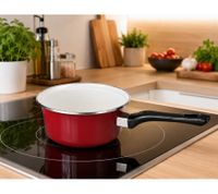 KRÜGER Enamel Saucepan 16 cm, 1.25 Liters – Robust saucepan with scratch-resistant interior enamel coating; suitable for all stovetops (including induction); available in Petrol Blue or Bordeaux Red.