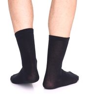 2 Paar TASTIQ Damen-Socken Kinder-Socken Baumwoll-Socken mit Latte Macchiato-Print Weihnachts-Geschenk für Kaffee-Liebhaber lange Strümpfe in stylischer Kaffeebecher-Geschenkbox Braun/Schwarz