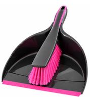 Práctico juego de limpieza Steinbach de 2 piezas (cepillo de mano y recogedor) con sistema para colgar **Producto de categoría B – verificado** Gris/Rosa