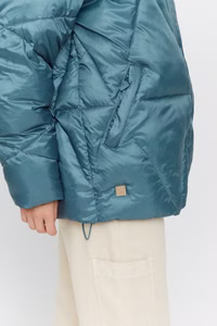 23331443-britt-puffer-jacket-atlantic-03.jpg 23331443-britt-puffer-jacket-atlantic-03.jpg