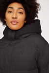 23331442-peyla-puffer-jacket-black-03.jpg