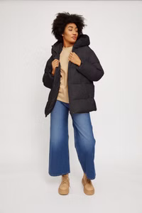 23331442-peyla-puffer-jacket-black-07.jpg 23331442-peyla-puffer-jacket-black-07.jpg
