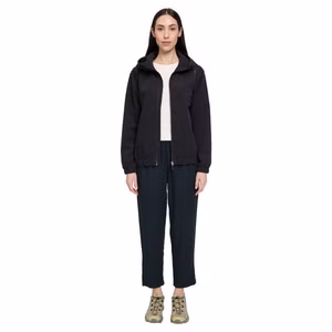 26131402-black-06-clipped-rev-1.jpeg 26131402-black-06-clipped-rev-1.jpeg
