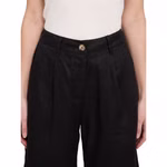 26136151-black-03-clipped-rev-1.jpeg