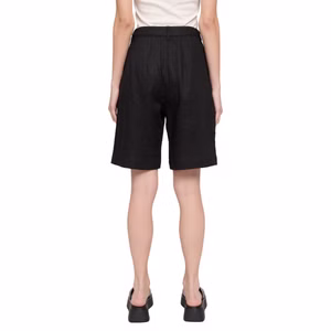 26136151-black-02-clipped-rev-1.jpeg 26136151-black-02-clipped-rev-1.jpeg