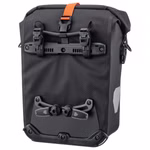 Gravel-Pack-QL22-F9996-back-clipped-rev-1.jpeg