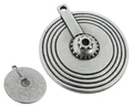 27986-Anhaenger-Medallion-Messing-versilbert-im-Use.jpg