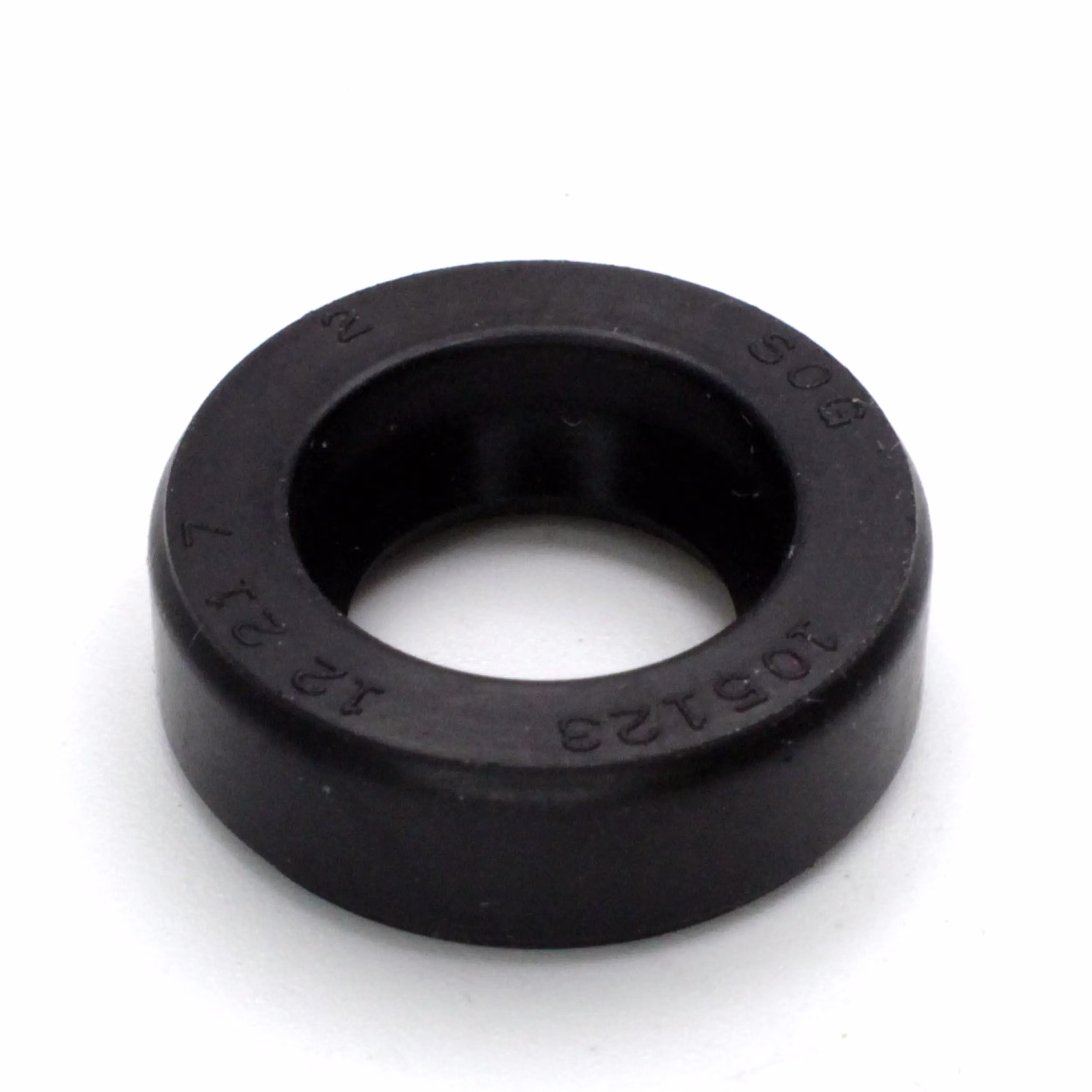 Pièce détachée compatible avec Motron 100104680 Bague à lèvres 12x21x7mm PPE06044 Pièce détachée compatible avec Motron 100104680 Bague à lèvres 12x21x7mm Découvre notre vaste gamme de pièces détachées pour tes engins préférés. Des pièces détachées pour moto aux kits de roulements de roue, tu trouveras tout ce dont tu as besoin pour gar