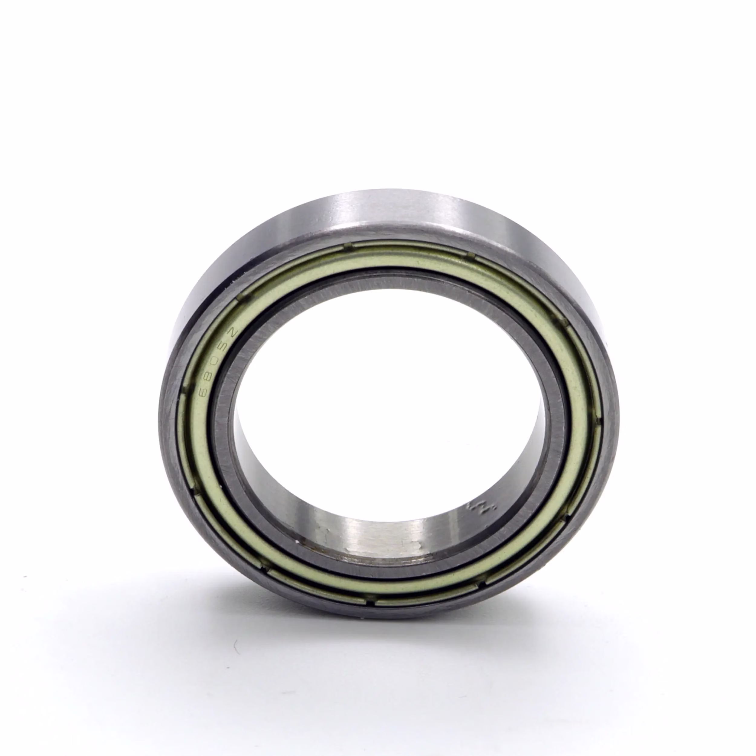 Recambio compatible con Suzuki 08140-68050-000 Rodamiento rígido de bolas 25x37x7mm PPE06375 Recambio compatible con Suzuki 08140-68050-000 Rodamiento rígido de bolas 25x37x7mm Descubre nuestra amplia gama de recambios para tus máquinas favoritas. Desde recambios para motos hasta kits de rodamientos de rueda, encontrarás todo lo que necesitas para