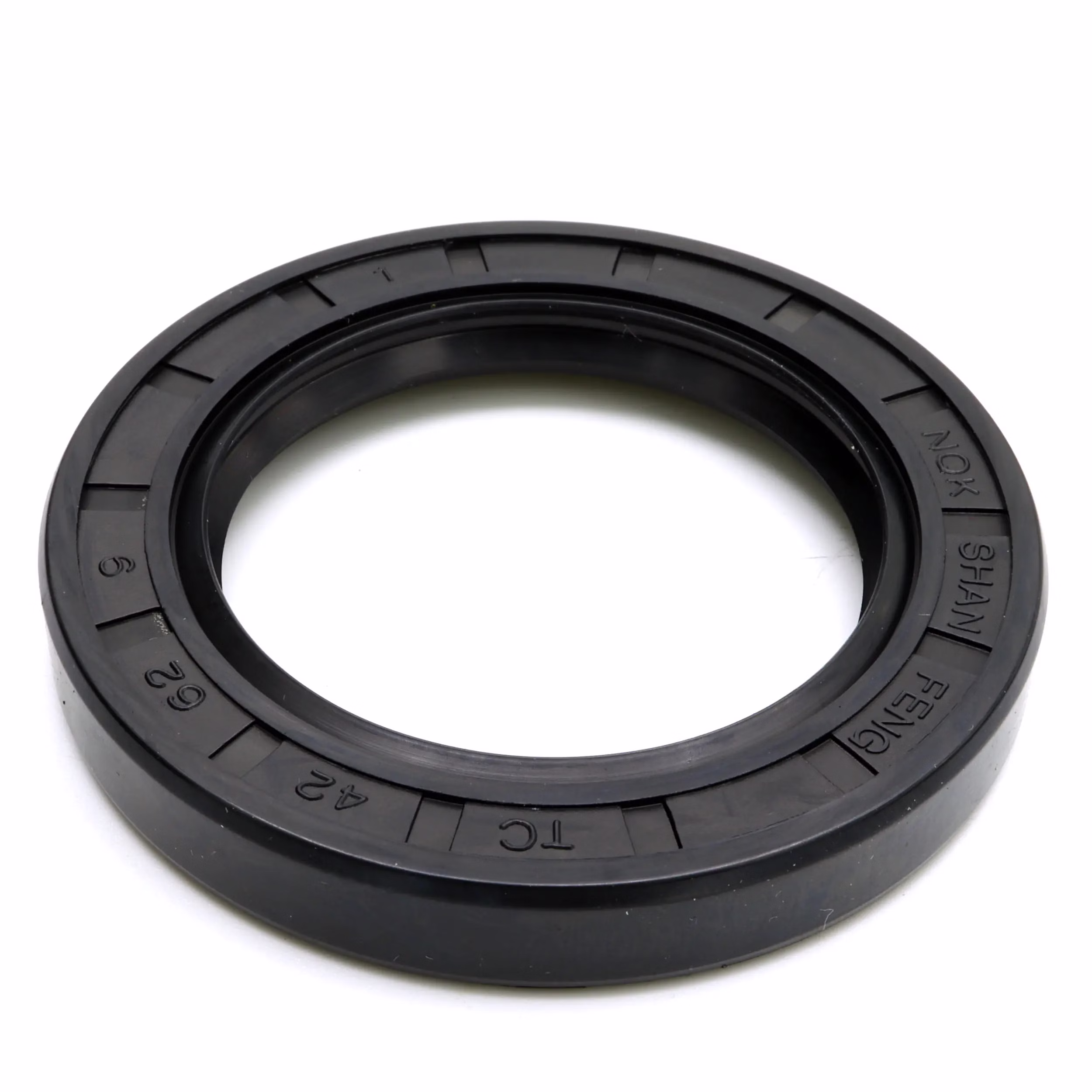Pièce détachée compatible avec TGB TGB-924275 bague d'étanchéité d'arbre 42x62x9mm PPE06395 Pièce détachée compatible avec TGB TGB-924275 bague d'étanchéité d'arbre 42x62x9mm Découvre notre vaste gamme de pièces détachées pour tes engins préférés. Des pièces détachées pour moto aux kits de roulements de roue, tu trouveras tout ce dont tu as besoi