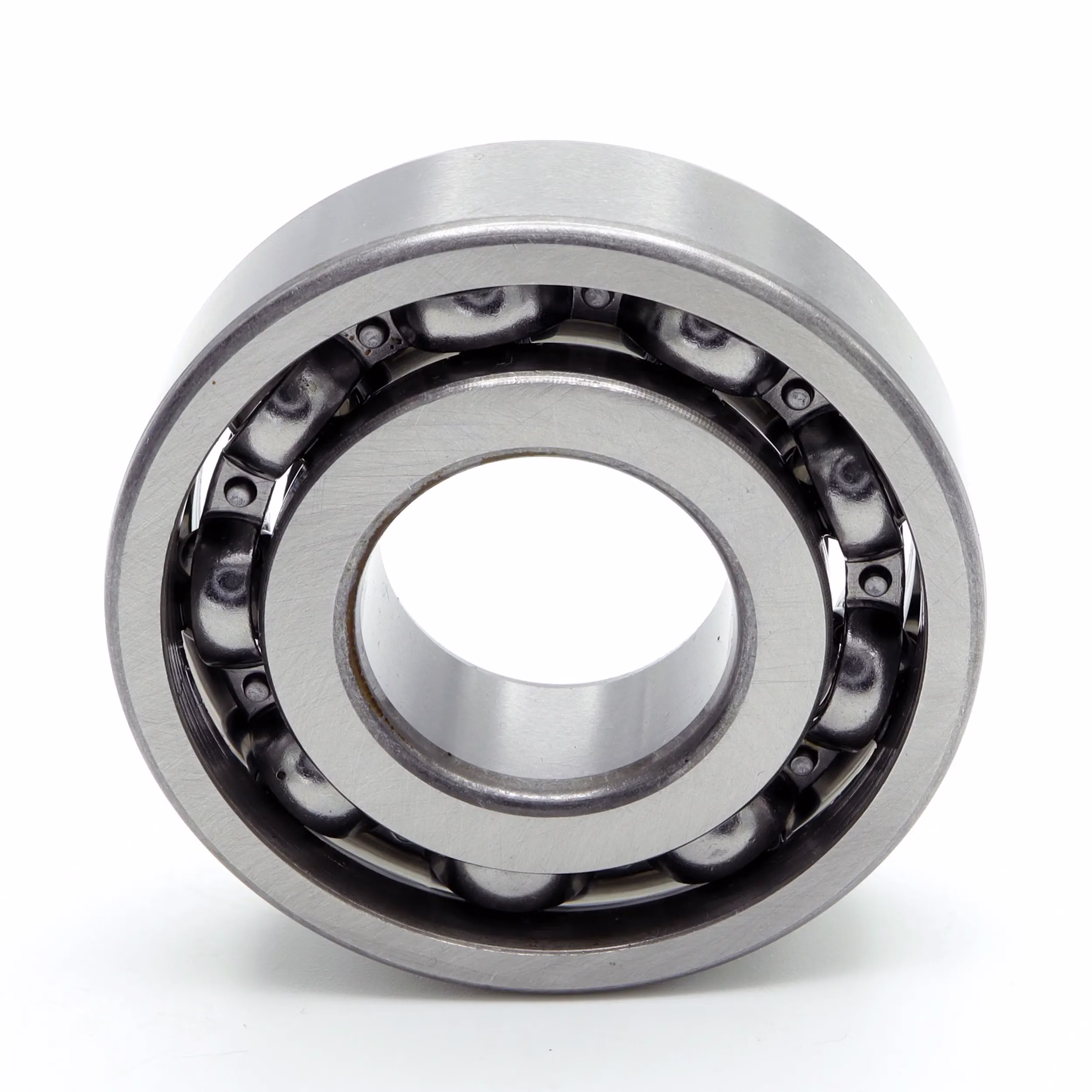 Ricambio compatibile con Honda 91003-MCA-003 91005-MCS-003 Cuscinetto a sfere a gola profonda 22x52x15mm PPE06825 Ricambio compatibile con Honda 91003-MCA-003 91005-MCS-003 Cuscinetto a sfere a gola profonda 22x52x15mm Scoprite la nostra ampia gamma di ricambi per le vostre macchine preferite. Dai ricambi per moto ai kit di cuscinetti per ruote, troverete tutto ciò ch