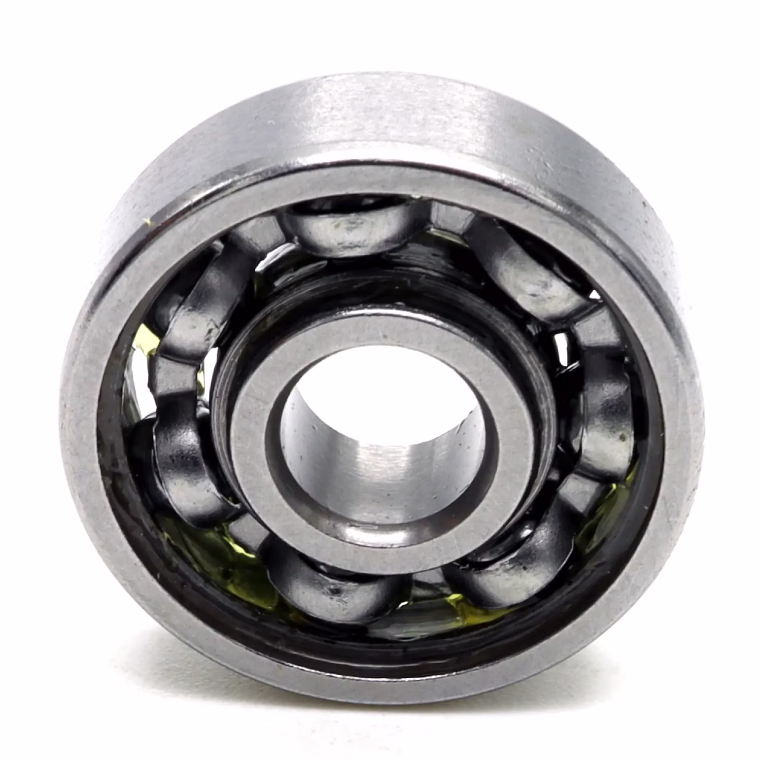Recambio compatible con Husaberg 54637098100 Rodamiento rígido de bolas 6x19x6mm PPE06847 Recambio compatible con Husaberg 54637098100 Rodamiento rígido de bolas 6x19x6mm Descubre nuestra amplia gama de recambios para tus máquinas favoritas. Desde recambios para motos hasta kits de rodamientos de rueda, encontrarás todo lo que necesitas para ma