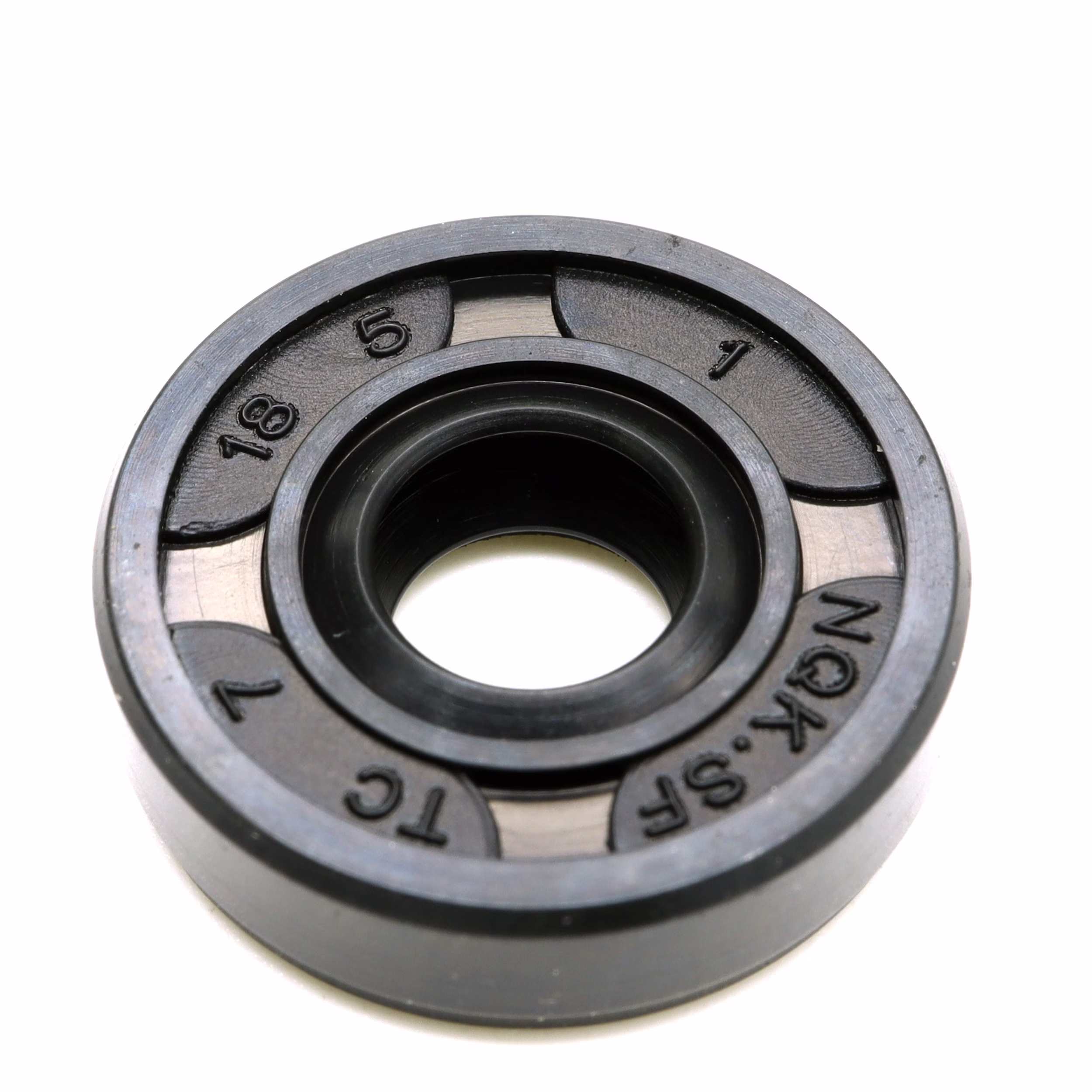 Ricambio compatibile con Honda 91220-K64-N01 91220-MG8-003 Paraolio 7x18x5mm PPE07158 Ricambio compatibile con Honda 91220-K64-N01 91220-MG8-003 Paraolio 7x18x5mm Scoprite la nostra ampia gamma di ricambi per le vostre macchine preferite. Dai ricambi per moto ai kit di cuscinetti per ruote, troverete tutto ciò che vi serve per mantenere i v