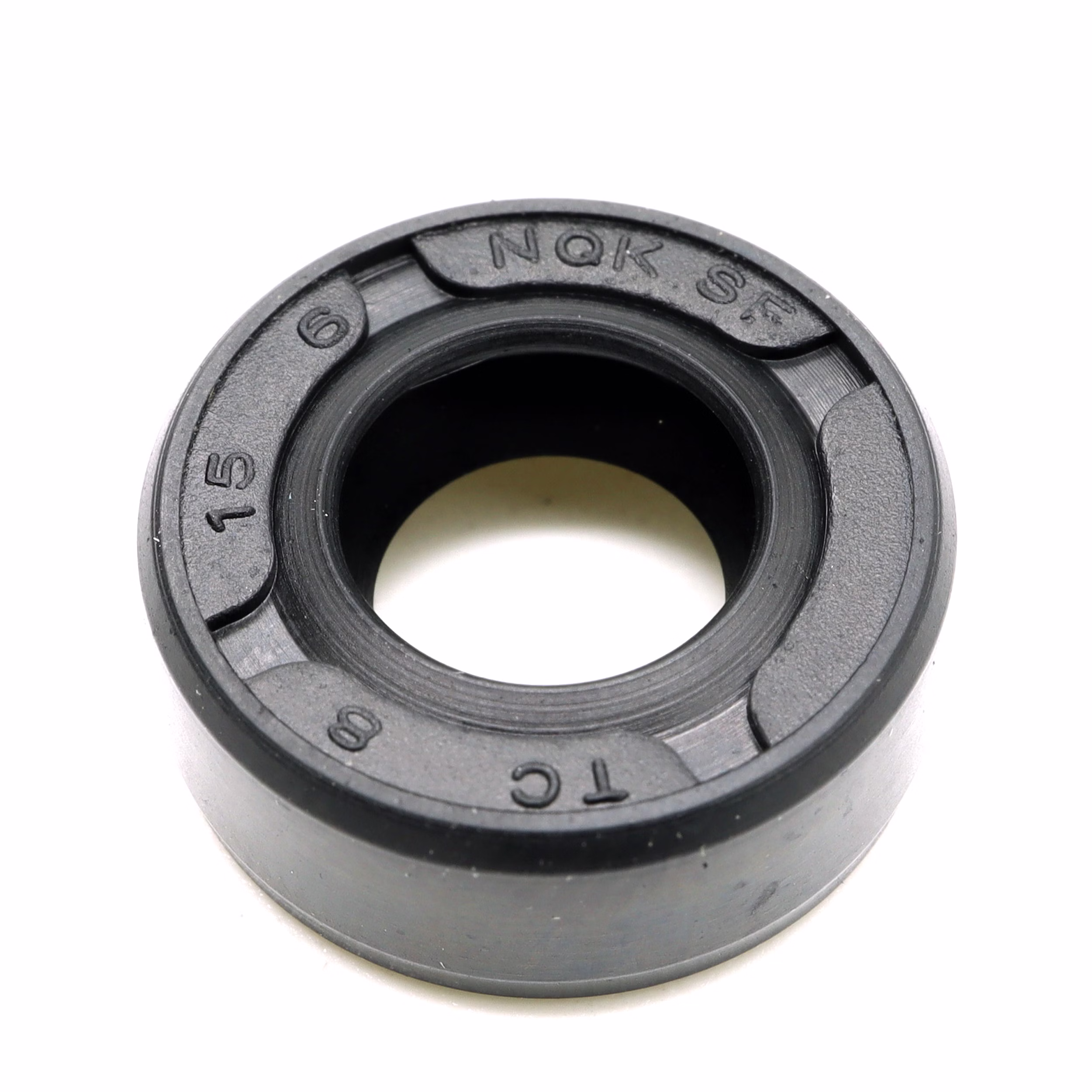 Pièce détachée compatible avec Honda 91203-HB3-004 Joint d'arbre 8x15x6mm PPE07170 Pièce détachée compatible avec Honda 91203-HB3-004 Joint d'arbre 8x15x6mm Découvre notre vaste gamme de pièces détachées pour tes engins préférés. Des pièces détachées pour moto aux kits de roulements de roue, tu trouveras tout ce dont tu as besoin pour ga