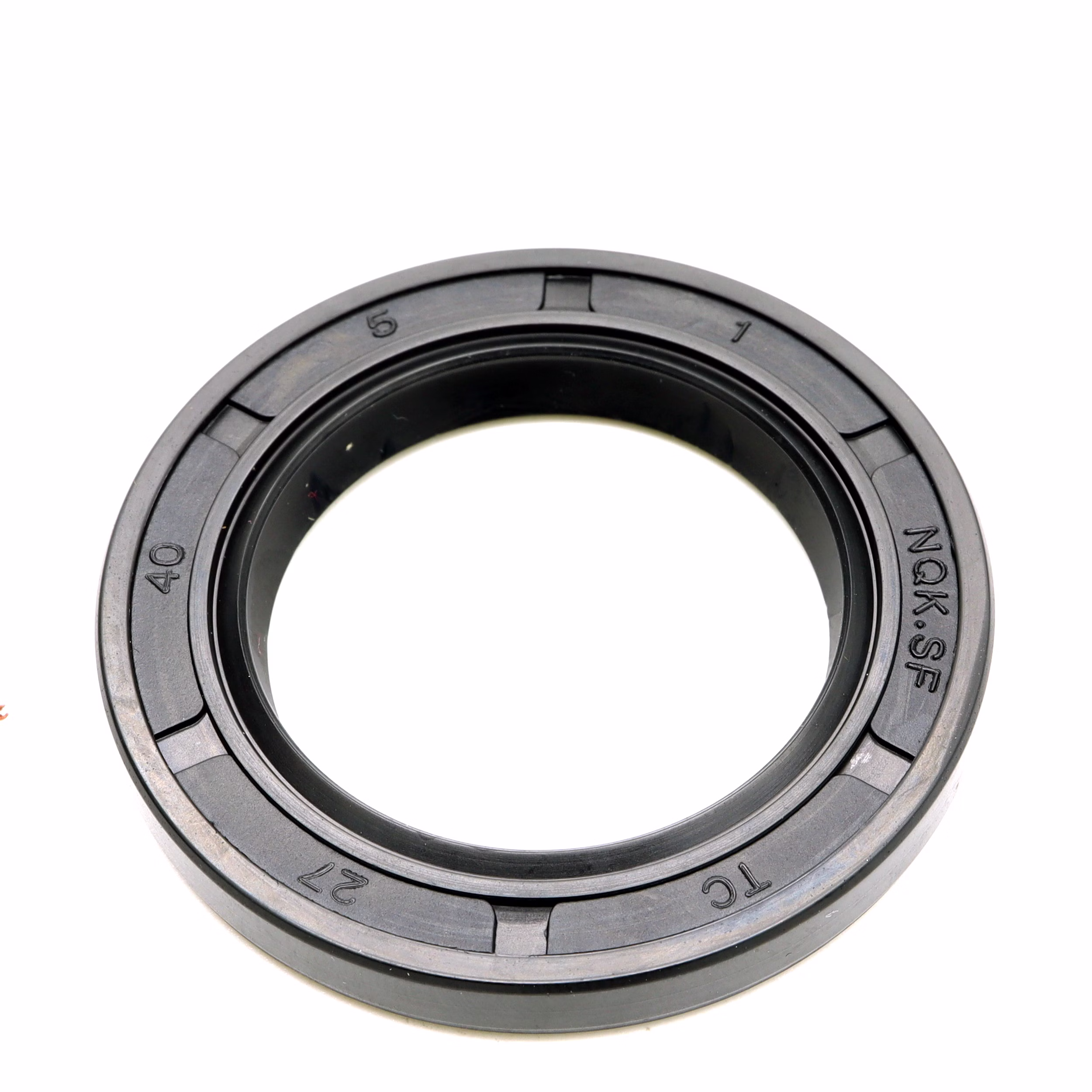 Recambio Compatible con Retén Arctic Cat 3304064 27x40x5mm PPE07270 Recambio Compatible con Retén Arctic Cat 3304064 27x40x5mm Descubre nuestra amplia gama de recambios para tus máquinas favoritas. Desde recambios para motos hasta kits de rodamientos de rueda, encontrarás todo lo que necesitas para mantener tus vehículos e