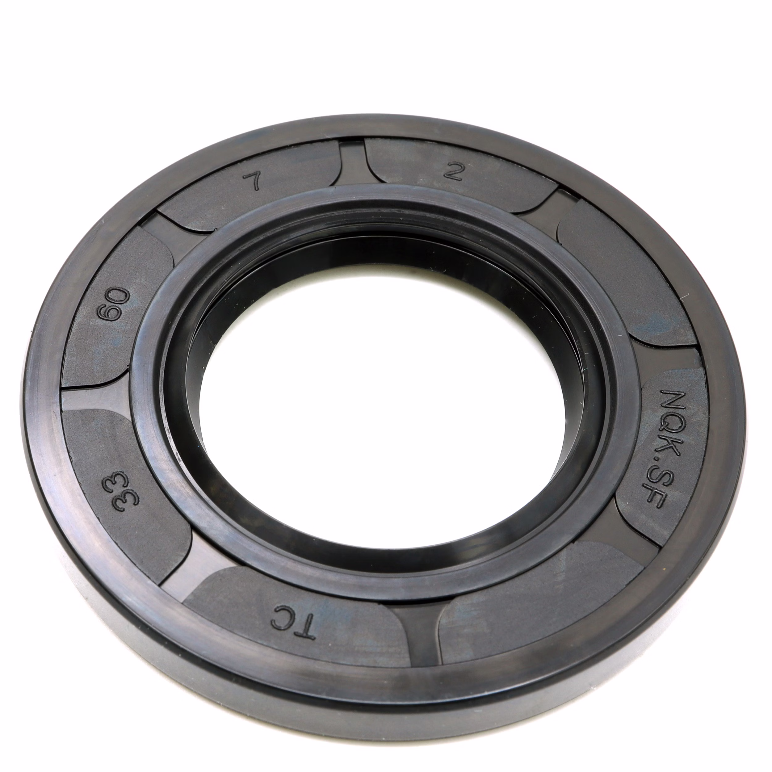 Recambio compatible con Kawasaki 92049-0760 Retén de aceite 33x60x7mm PPE07292 Recambio compatible con Kawasaki 92049-0760 Retén de aceite 33x60x7mm Descubre nuestra amplia gama de recambios para tus máquinas favoritas. Desde recambios para motos hasta kits de rodamientos de rueda, encontrarás todo lo que necesitas para mantener tus
