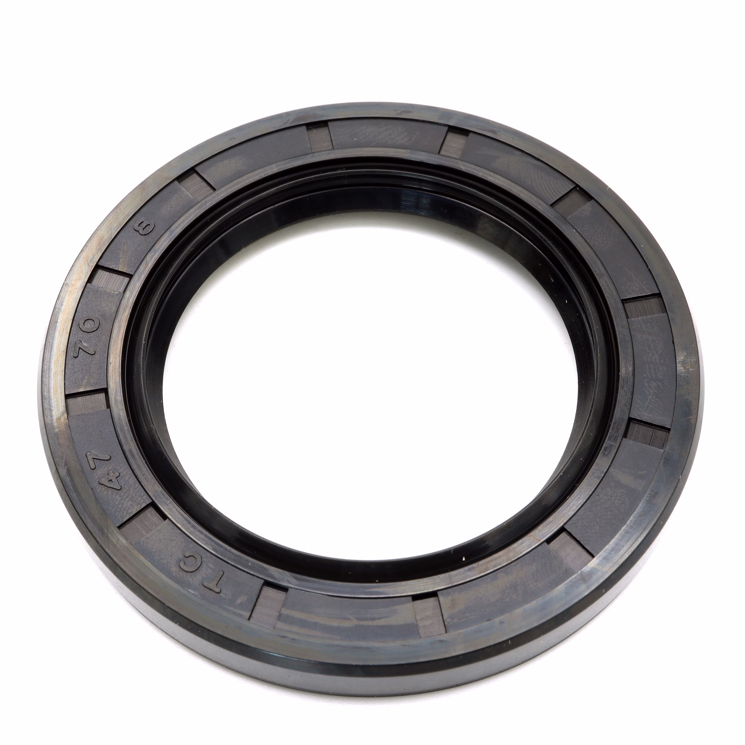 Recambio compatible con Yamaha 93106-47040 Retén de aceite 47x70x8,5mm PPE07447 Recambio compatible con Yamaha 93106-47040 Retén de aceite 47x70x8,5mm Descubre nuestra amplia gama de recambios para tus máquinas favoritas. Desde recambios para motos hasta kits de rodamientos de rueda, encontrarás todo lo que necesitas para mantener tus