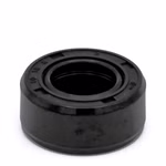 Pièce détachée compatible avec Vent 5305339 Joint d'arbre 10x18x8mm PPE07991 Pièce détachée compatible avec Vent 5305339 Joint d'arbre 10x18x8mm Découvre notre vaste gamme de pièces détachées pour tes engins préférés. Des pièces détachées pour moto aux kits de roulements de roue, tu trouveras tout ce dont tu as besoin pour garder t