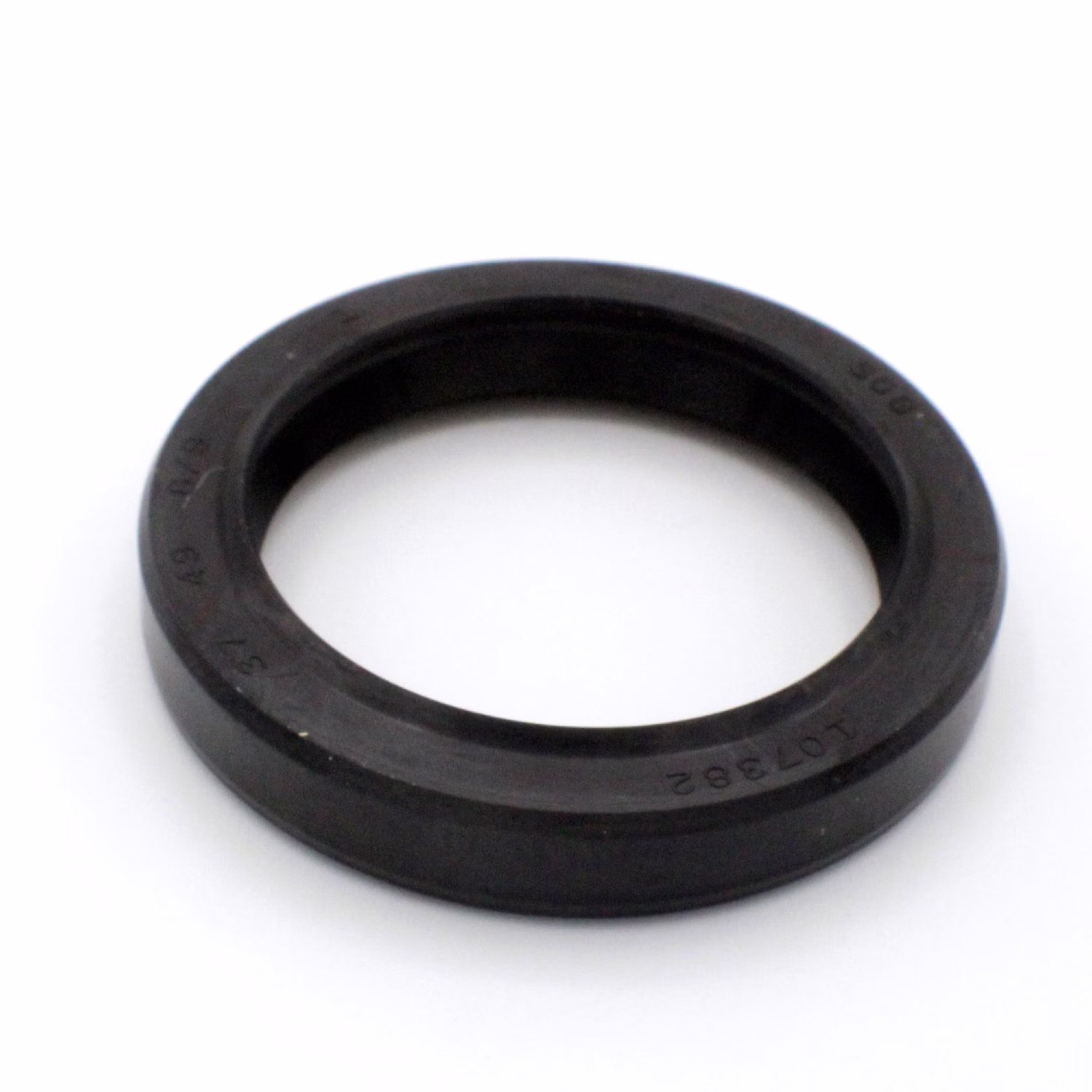 Spare part compatible with Vent PA939608046 Oil seal 37x49x8/9mm PPE08007 Spare part compatible with Vent PA939608046 Oil seal 37x49x8/9mm Discover our wide range of spare parts for your favorite machines. From motorcycle parts to wheel bearing kits, you'll find everything you need to keep your vehicles in top shape. Order conve