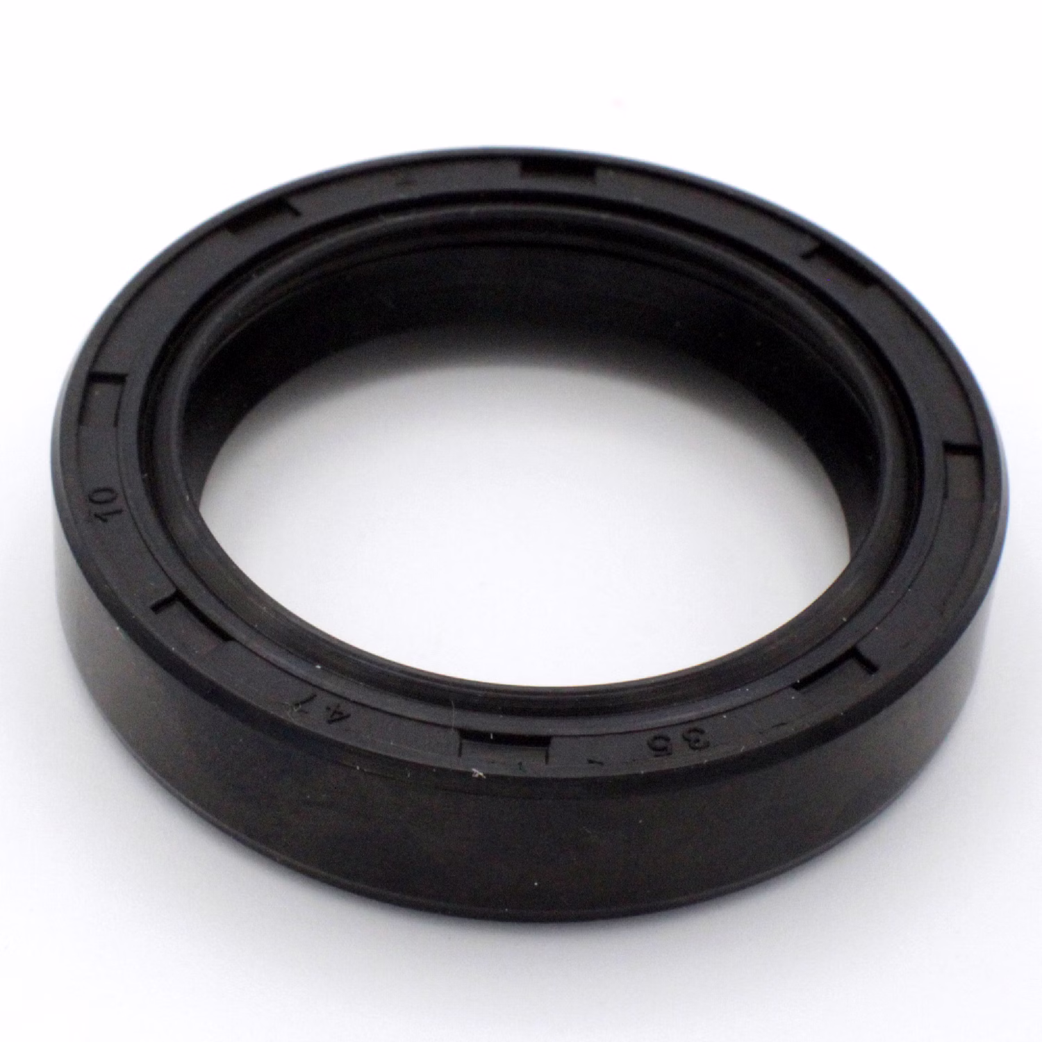 Spare part compatible with Aeon AEO-5113362T-000 Oil seal 35x47x10mm PPE08302 Spare part compatible with Aeon AEO-5113362T-000 Oil seal 35x47x10mm Discover our wide range of spare parts for your favorite machines. From motorcycle parts to wheel bearing kits, you'll find everything you need to keep your vehicles in top shape. Order c