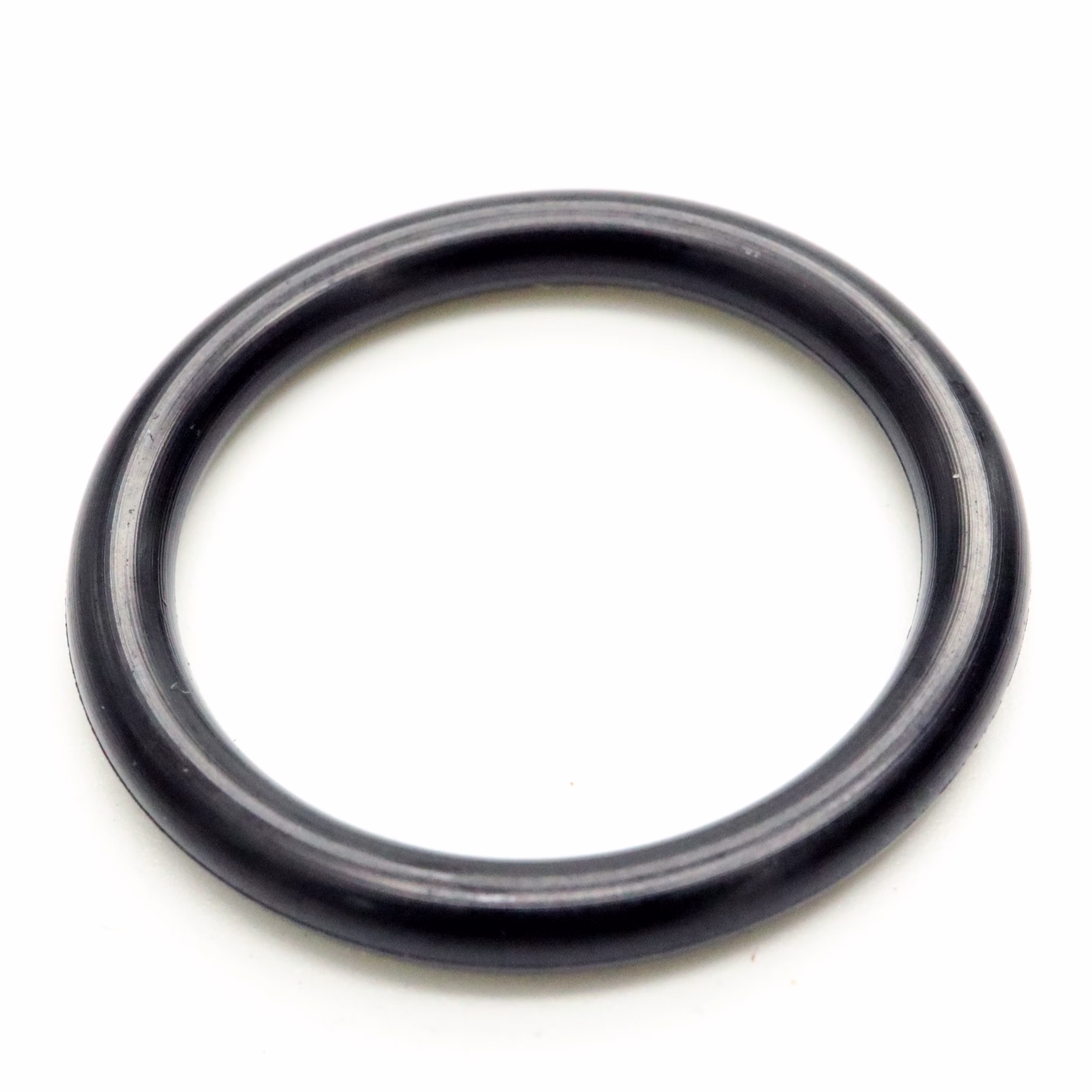Recambio compatible con Gilera 597140 Junta tórica 21x3mm PPE08512 Recambio compatible con Gilera 597140 Junta tórica 21x3mm Descubre nuestra amplia gama de recambios para tus máquinas favoritas. Desde recambios para motos hasta kits de rodamientos de rueda, encontrarás todo lo que necesitas para mantener tus vehículos en