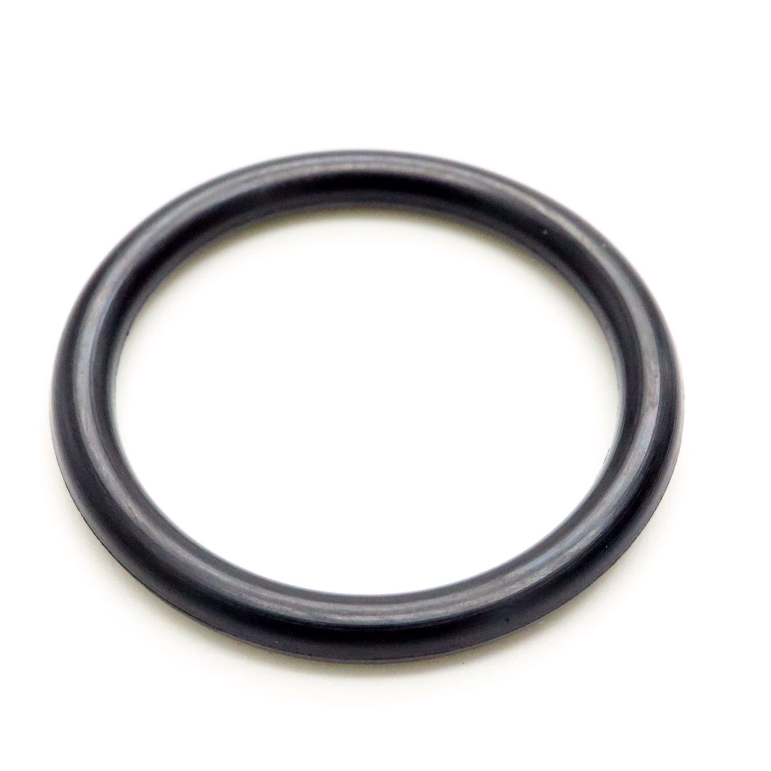 Recambio compatible con Honda 91301-MKE-A00 91302-MKE-A70 Junta tórica 19x2.4mm PPE08540 Recambio compatible con Honda 91301-MKE-A00 91302-MKE-A70 Junta tórica 19x2.4mm Descubre nuestra amplia gama de recambios para tus máquinas favoritas. Desde recambios para motos hasta kits de rodamientos de rueda, encontrarás todo lo que necesitas para man