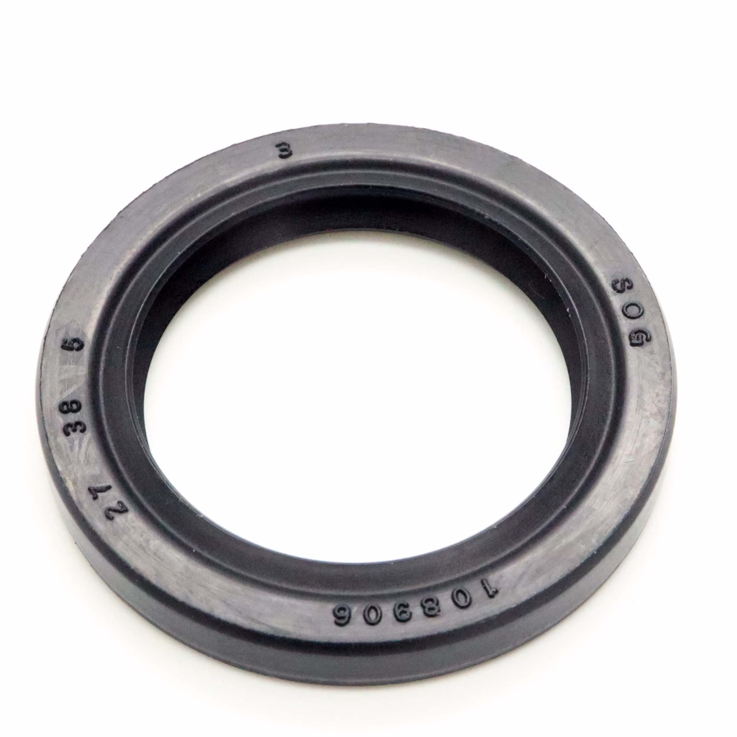 Pièce détachée compatible avec Suzuki 09283-27012-000 Joint d'arbre 27x38x5mm PPE08546 Pièce détachée compatible avec Suzuki 09283-27012-000 Joint d'arbre 27x38x5mm Découvre notre vaste gamme de pièces détachées pour tes engins préférés. Des pièces détachées pour moto aux kits de roulements de roue, tu trouveras tout ce dont tu as besoin pou