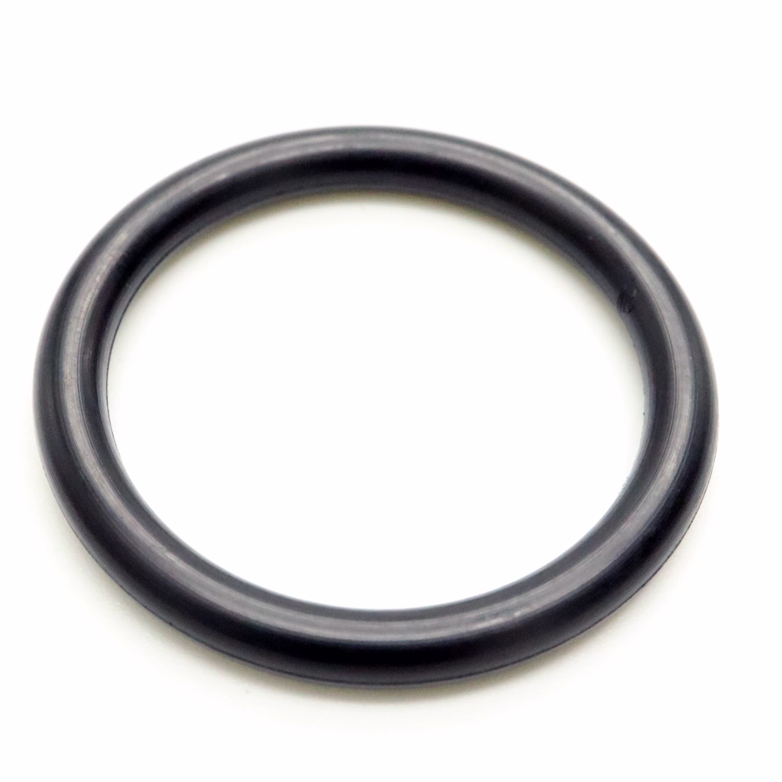 Ricambio compatibile con BMW 23212345221 O-ring 22,2x3mm PPE08610 Ricambio compatibile con BMW 23212345221 O-ring 22,2x3mm Scoprite la nostra ampia gamma di ricambi per le vostre macchine preferite. Dai ricambi per moto ai kit di cuscinetti per ruote, troverete tutto ciò che vi serve per mantenere i vostri veicoli in ott