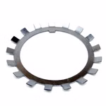 Piastra di bloccaggio MB19 95x133x1,8mm secondo DIN 5406 PP180004 Le rondelle di sicurezza a norma DIN 5406 sono componenti speciali utilizzati per fissare i dadi per alberi, in particolare i controdadi a norma DIN 981 KM, e altri componenti sugli alberi.