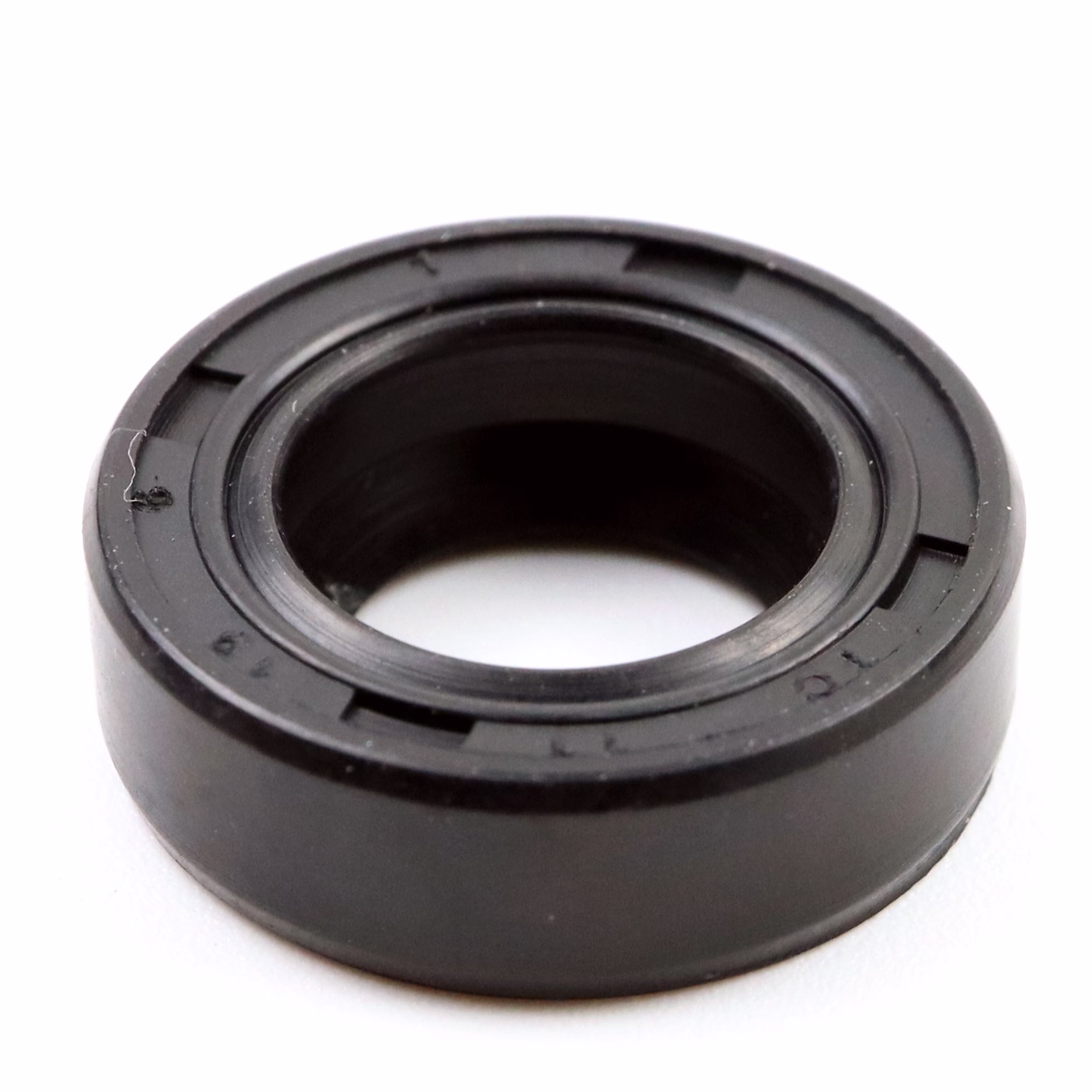 Oil seal 11x19x6mm NBR 70 DIN 3760 ISO 6194 PP041523 Oil seal NBR 70 DIN 3760 ISO 6194 11x19x6mm