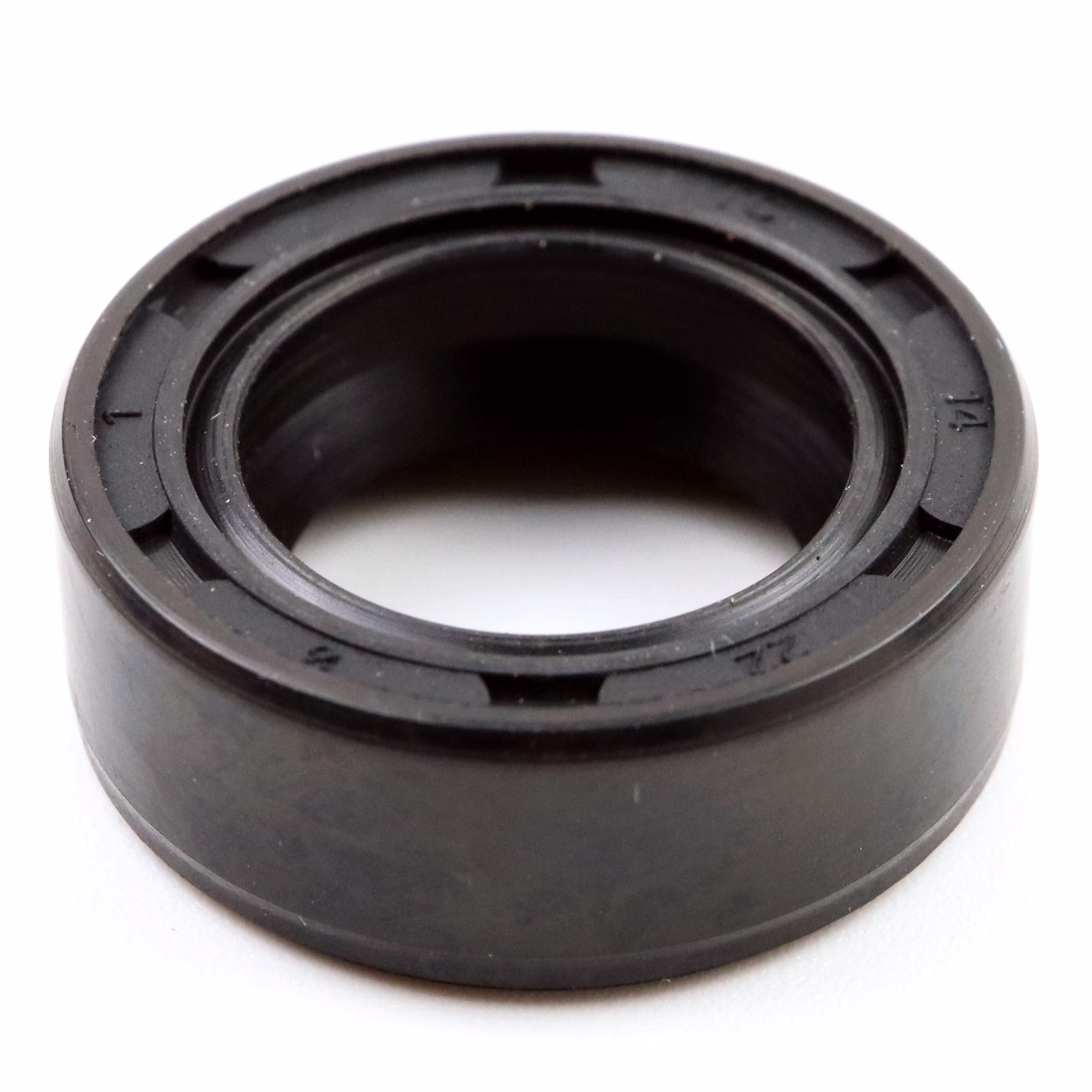 Sello de aceite 14x22x8mm NBR 70 DIN 3760 ISO 6194 PP041566 Retén NBR 70 DIN 3760 ISO 6194 14x22x8mm