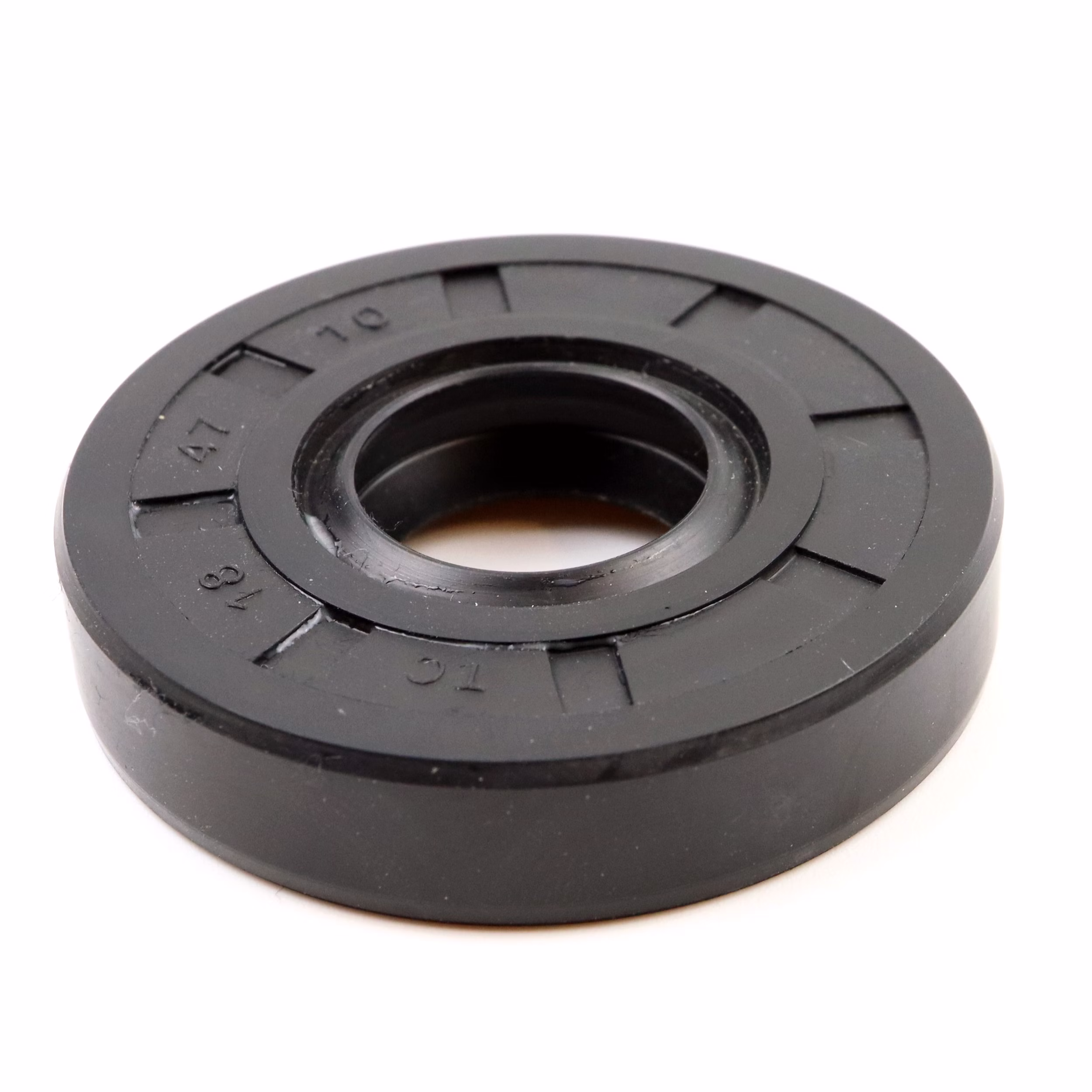 Oil seal 18x47x10mm NBR 70 DIN 3760 ISO 6194 PP041674 Oil seal NBR 70 DIN 3760 ISO 6194 18x47x10mm
